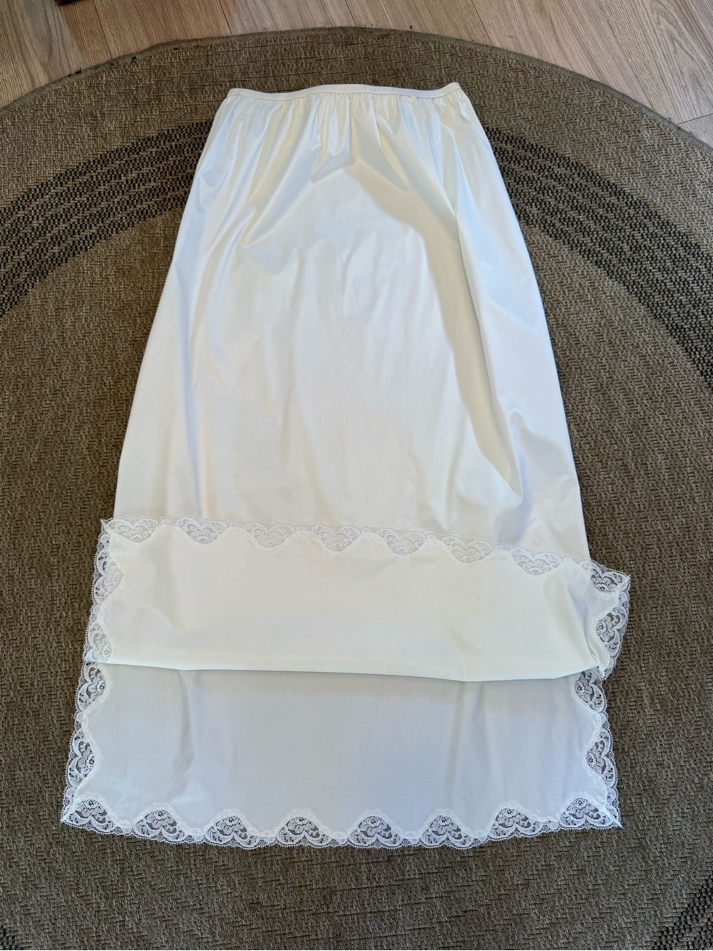 Vintage WonderMaid non cling 100% Antron Nylon long slip lace elastic waist maxi
